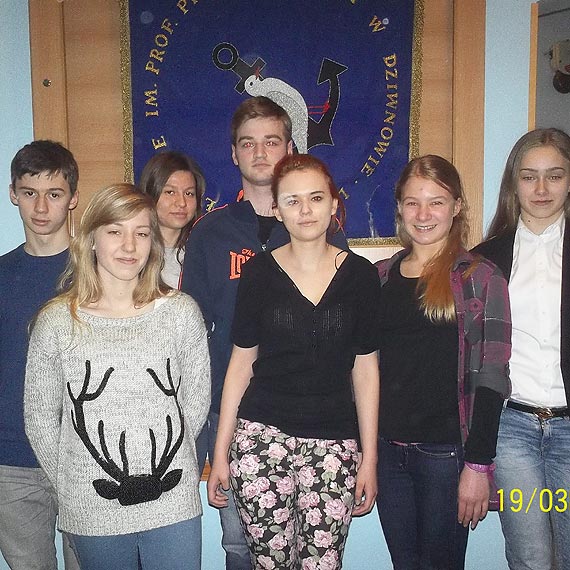 Uczniowie Zespołu Szkół Społecznych w Dziwnowie otrzymali stypendia edukacyjne