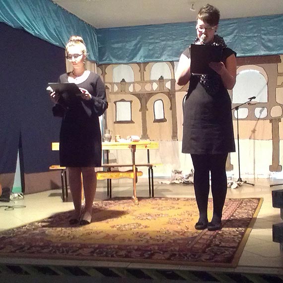 "Czy teatr mo�e ukaza� pot�g� mi�o�ci?"