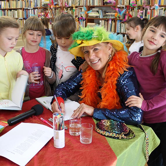 Ewa Chotomska - znana Ciotka Klotka w bibliotece w Międzyzdrojach