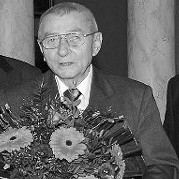 Zmar� prof. W�adys�aw Filipowiak, legenda polskiej archeologii