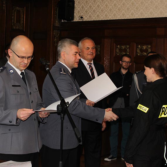 Ślubowanie nowych policjantów w Szczecinie