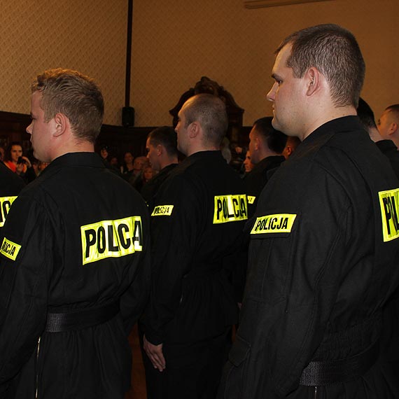 Ślubowanie nowych policjantów w Szczecinie