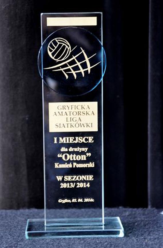 Otton mistrzem Gryfickiej Amatorskiej Ligi Siatk�wki