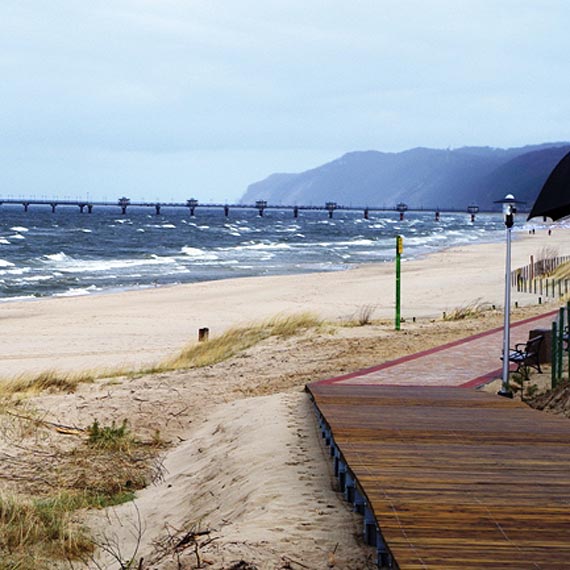 Otwarto nowy odcinek promenady w Mi�dzyzdrojach