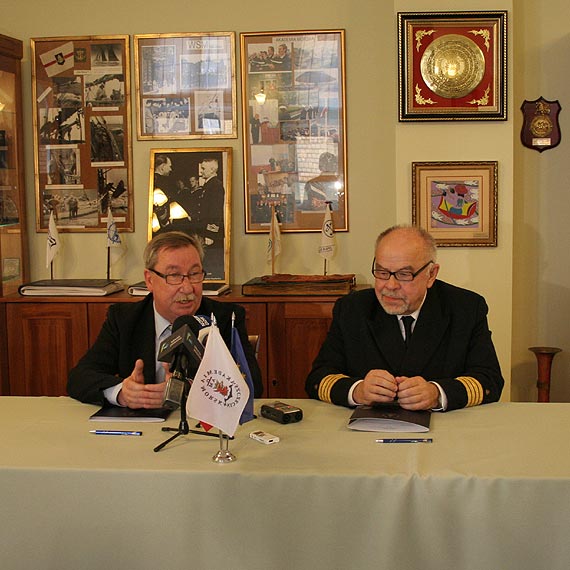 Pierwsze w Polsce Centrum Symulatorowe Szkolenia Pilot�w Morskich