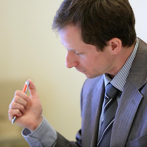 Nie ma zgody rady na rozwi�zanie stosunku pracy z radn�