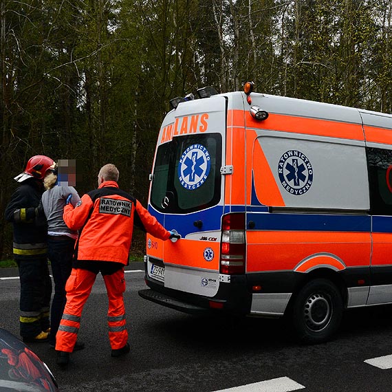 Kieruj�ca skod� zahaczy�a tira i w szoku jecha�a dalej