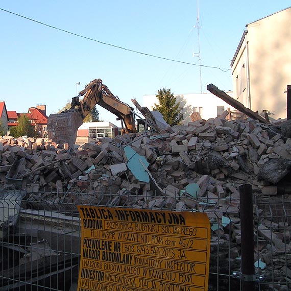 W Kamieniu znikaj� przedwojenne budynki