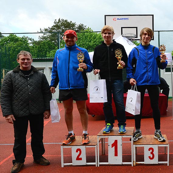XVIII wiosenne biegi przełajowe Wapnica 2014. Zobacz fotogalerię