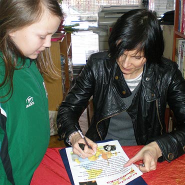 Mi�dzyzdroje: Spotkanie autorskie z  Izabell� Kleba�sk�