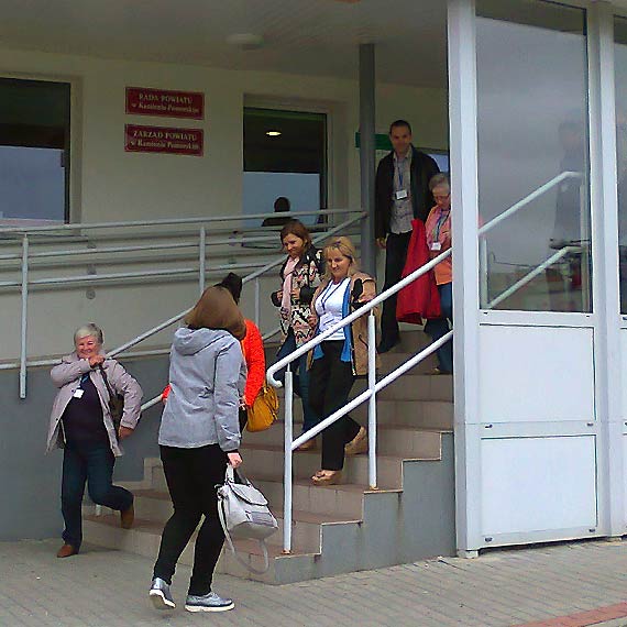 Zamach terrorystyczny w siedzibie powiatu kamie�skiego