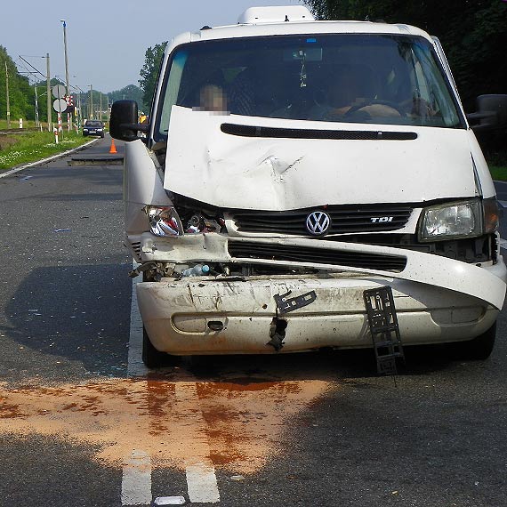Wypadek w Piaskach Wielkich koło Wolina. Jeden mężczyzna trafił do szpitala