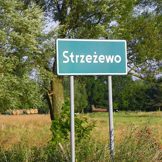 Poar zboa na polu. Kombajnista z objawami zaczadzenia odwieziony zosta do szpitala