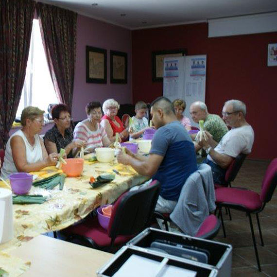 LGD "Partnerstwo w rozwoju” organizatorem kompleksowych zaj�� edukacyjnych dla senior�w 60+ 