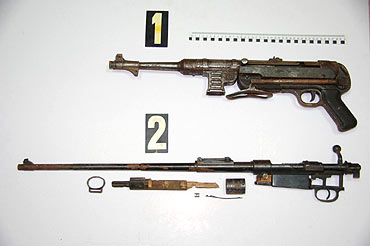 Trzebiat�w: Na strychu znalaz� poniemieck� bro�