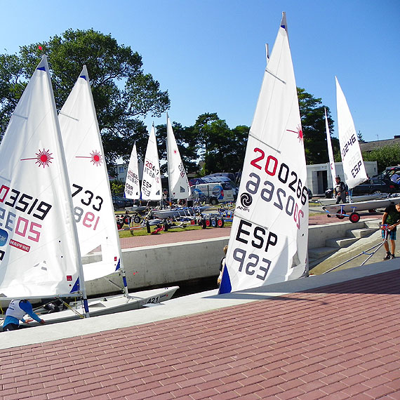 Zako�czenie Mistrzostw  �wiata  Junior�w  w  klasie LASER RADIAL  Dziwn�w  2014
