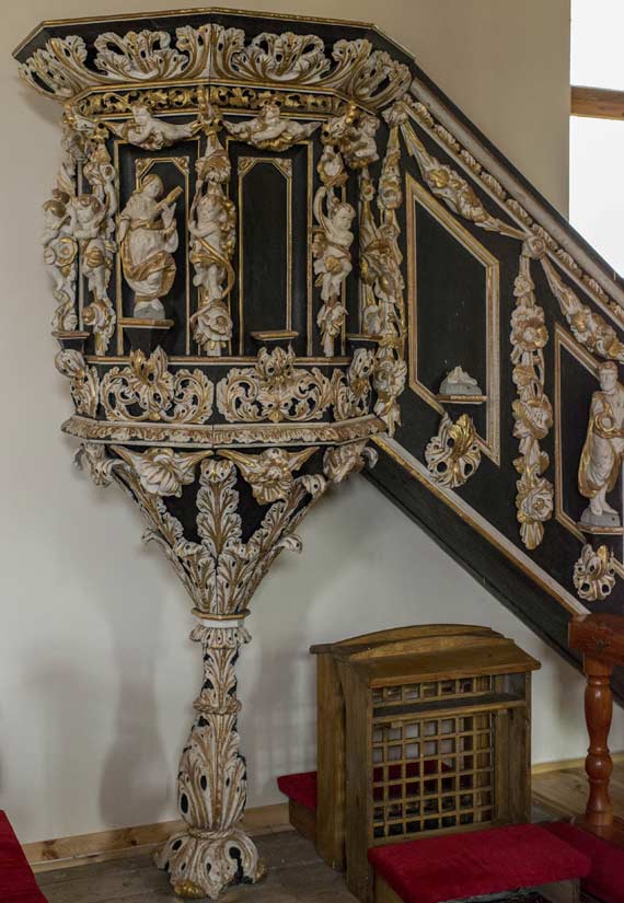 300-letnie rze�by z Krosina odnalezione