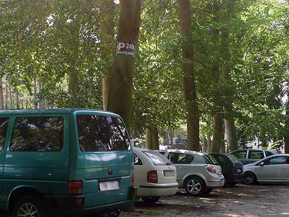 Czytelniczka pyta o parking w Międzyzdrojach