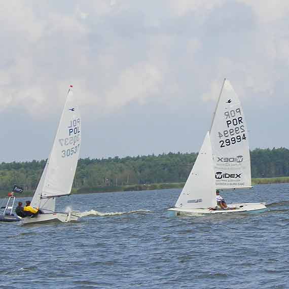 Hiszpanie prowadz� w Mistrzostwach Europy w klasie S�onka w Kamieniu Pomorskim