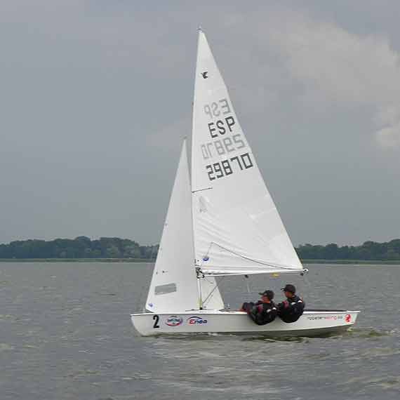 Zmiana w czołówce Mistrzostw Europy w klasie Słonka w Kamieniu Pomorskim