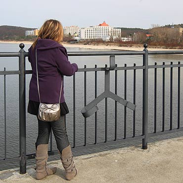Mi�dzyzdroje: Na molo nie ma ani jednego ko�a ratunkowego