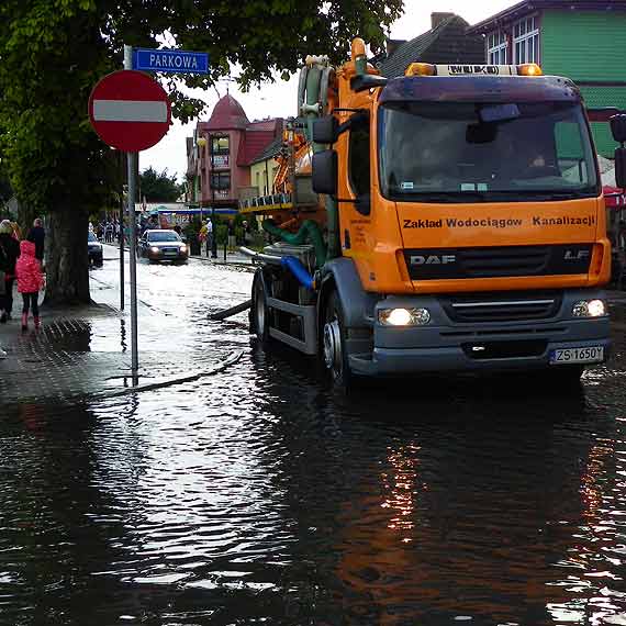 Skończy się podtapianie ulicy Mickiewicza w Dziwnowie