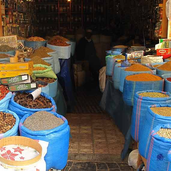 Sputnikiem dookoła Ziemi. Za Słupami Heraklesa