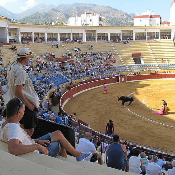 Sputnikiem dookoła Ziemi. Za Słupami Heraklesa