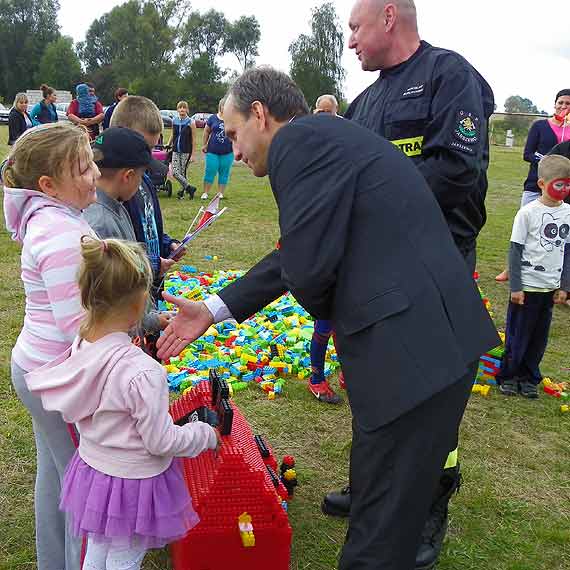 A nam jest szkoda lata
