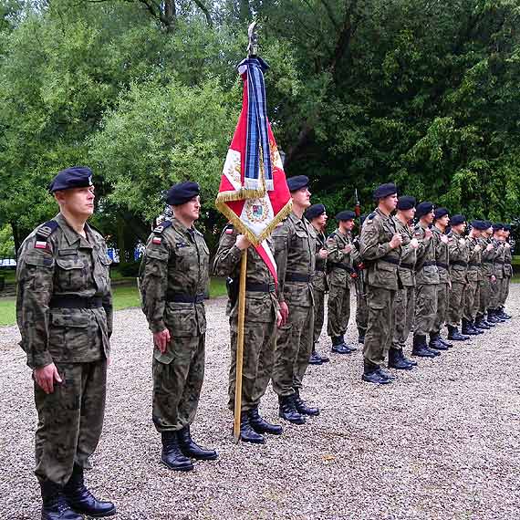 Kombatancki krzy� pami�tkowy „Zwyci�zcom 1945”