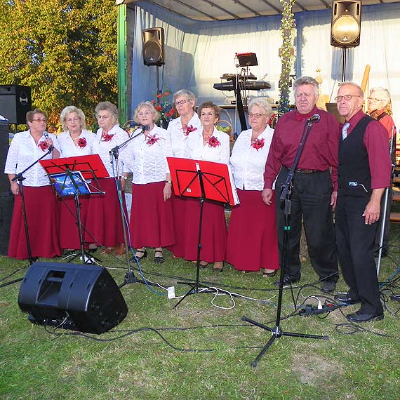 Na do�ynkach we Wrzosowie czytano Trylogi�