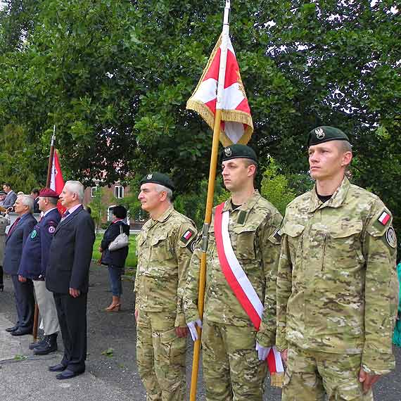 Spotkali si� by uczci� 50-lecie swojego batalionu