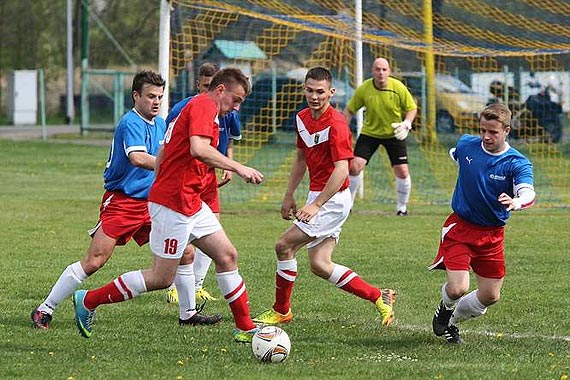 Przyjdź i wesprzyj nasze drużyny!