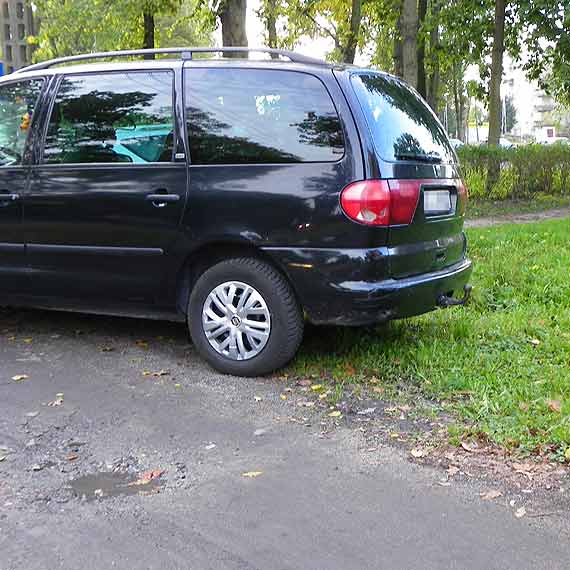 Niegro�na kolizja drogowa na ulicy Szczeci�skiej w Kamieniu Pomorskim