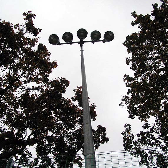 Czekamy na pierwsze wej�cie pi�karzy na now� p�yt� boiska