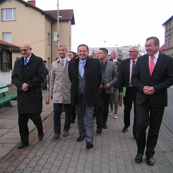 Golczewscy stra�acy otrzymaj� nowy samoch�d ratowniczo-ga�niczy 700 tys. z�otych