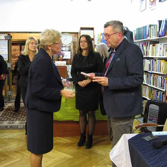 Spotkanie w bibliotece z Grzegorzem Miecugowem