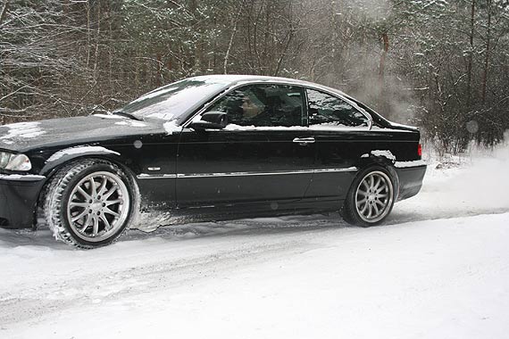 Jak przygotowa� auto do jazdy zim�