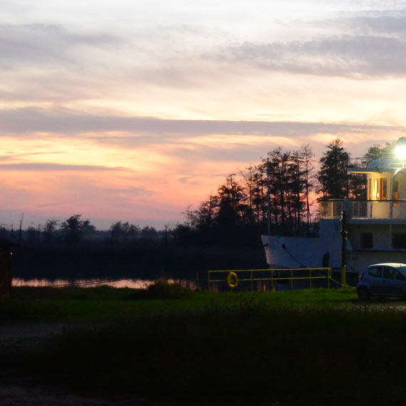 Z jeziora wy�owiono zw�oki m�czyzny