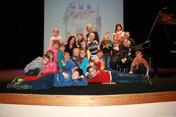 Bajka o Mozarcie w Mi�dzynarodowym Domu Kultury