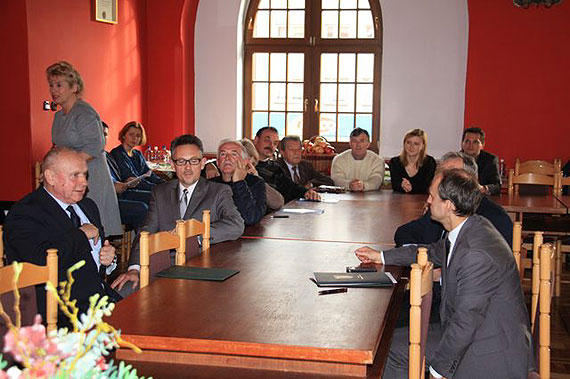 Szumi�ce trawy na sk�adowiskach CZG R-XXI 