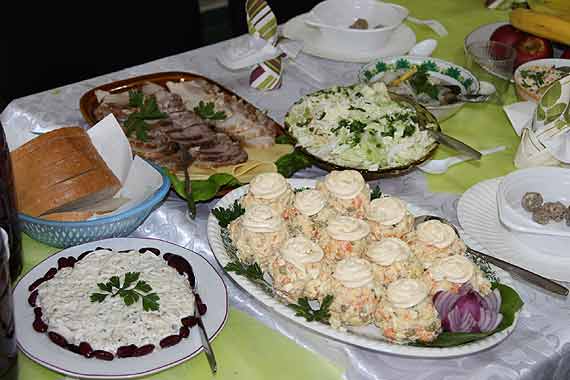 Zaplecze kuchenne �wietlicy w Rec�awiu oddane do u�ytku