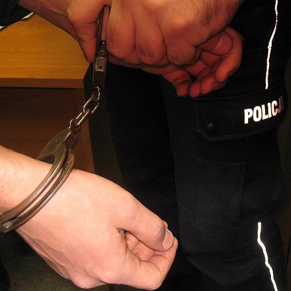 20- latek z Wolina najpierw ukradł audi a3 a potem poszedł na komendę się przyznać