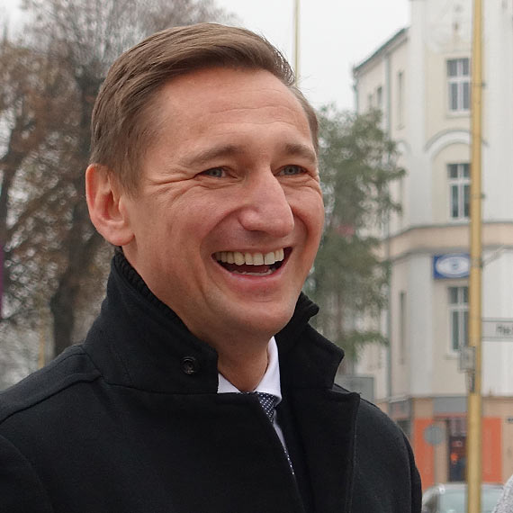 Platforma wygrywa Sejmik ale musi szukać koalicjanta