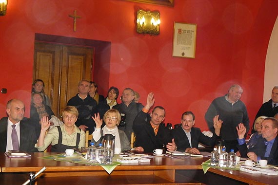 Przewodniczącym rady miejskiej w Kamieniu Pomorskim wybrano Jacka Golusdę