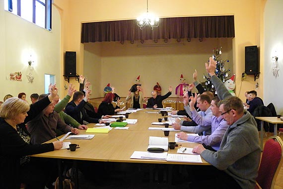 Najbliższy piątek dniem sesji w samorządach powiatu kamieńskiego