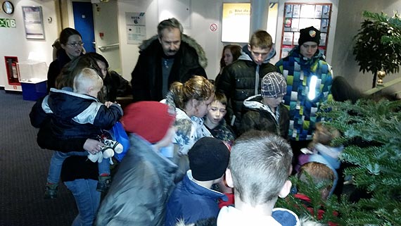 Miko�aj�w w naszym mie�cie nie brakuje! Dzieci z Domu Dziecka obdarowane prezentami