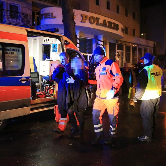 Po�ar hotelu w �winouj�ciu. Go�cie najedli si� strachu. Zobacz film!