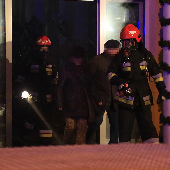 Po�ar hotelu w �winouj�ciu. Go�cie najedli si� strachu. Zobacz film!