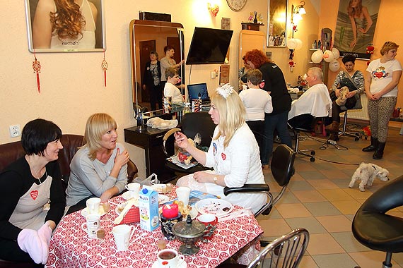 Orkiestrowe strzyżenie w Wolinie